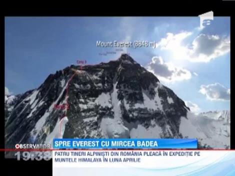 4 tineri alpinisti din Romania vor sa cucereasca varful Everest