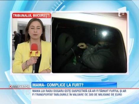 Mama unuia dintre suspectii in cazul furtului de tablouri din Rotterdam, in fata magistratilor