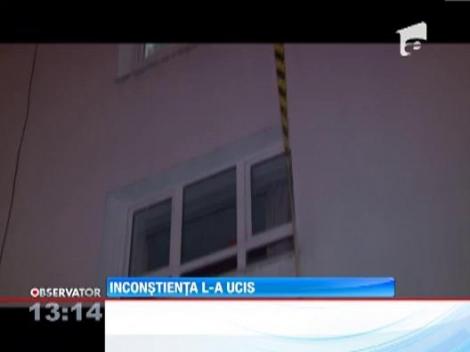 Un alpinist utilitar a murit dupa ce s-a prabusit in gol de la etajul sase