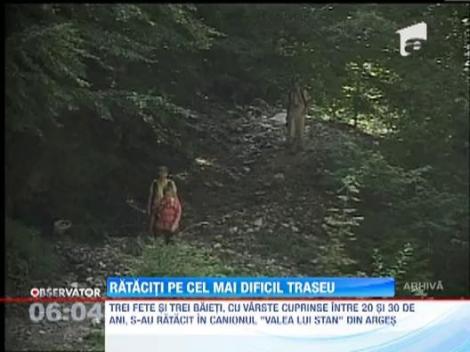 3 fete si 3 baieti s-au ratacit in canionul "Valea lui Stan" din Muntii Fagaras