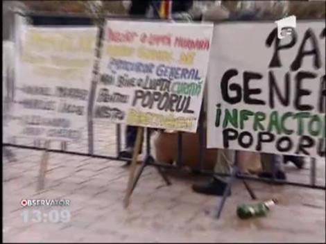 A lesinat in fata Parchetului General