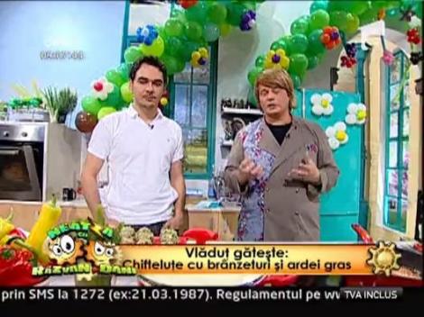 Chiftelute cu branzeturi si ardei gras