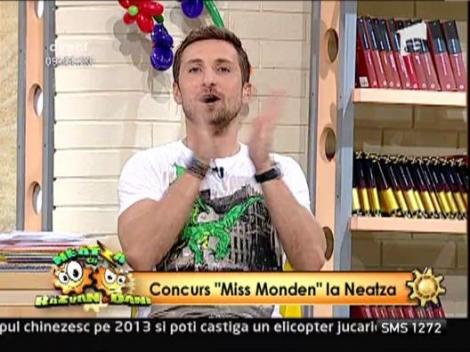 Afla reactia lui Dani cand l-a vazut sub dus pe Florin Prunea