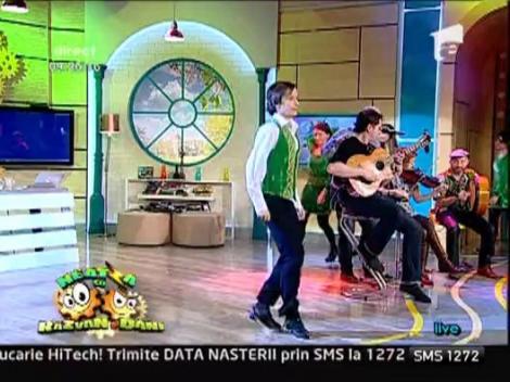 Trupa Irish Way danseaza la Neatza