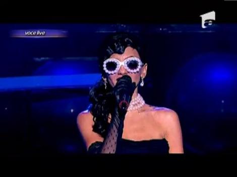 Simona Nae se transforma in Rihanna - "Diamonds"