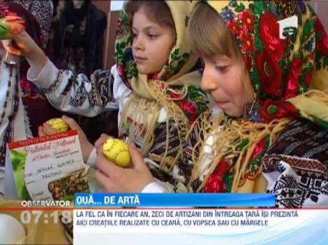 Mesterii populari si-au expus creatiile la Festivalul National al Oualor Incondeiate de la Suceava