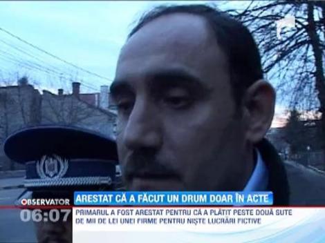 Un primar din Bacau a fost arestat pentru ca a construit un drum doar pe hartie