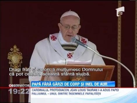 Papa Francisc a fost uns! Un milion de oameni s-au rugat pentru el la Vatican, acolo unde i-a strans mana si presedintele Romaniei