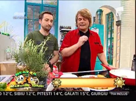 "Ficatei fructati cu sos de salvie"