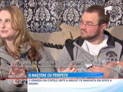 A nascut pe bancheta din spate a masinii