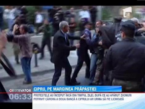 Cipru, pe marginea prapastiei