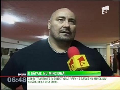 Sandu Lungu il pregateste pe Balla Zsolt