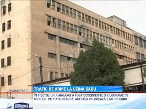 Directorul general al Uzinei de Armament din Sadu si alti sapte angajati, retinuti pentru trafic de munitie si substante pirotehnice