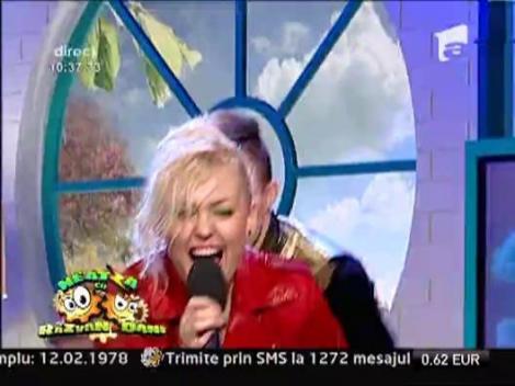 Vezi videoclipul piesei "Tenerife"  - DJ Sava feat. Misha!