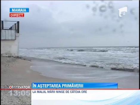 Marea a inundat plajele pe litoralul romanesc