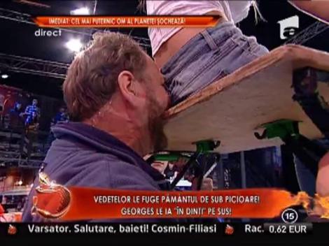 Georges Christen ridica o masa cu dintii!