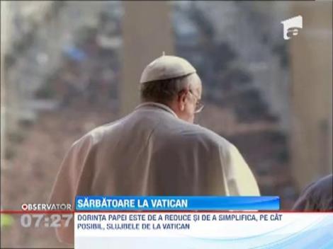 Papa Francisc nu a rostit "Hristos a Inviat" in zeci de limbi, cum era traditia de Paste. Vrea sa simplifice ritualurile de la Vatican