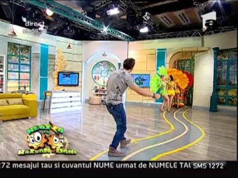 Dani danseaza cu zambetul pe buze