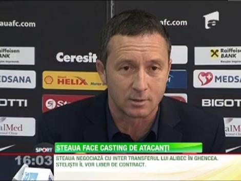 Steaua face casting de atacanti