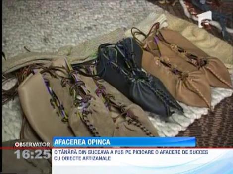 Afacere de succes cu opinci si ciorapi de lana