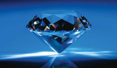 Un diamant "albastru intens", scos la licitatie