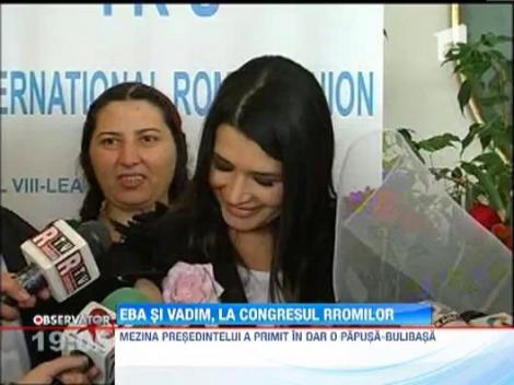 UPDATE! Elena Basescu si Corneliu Vadim Tudor au participat la congresul rromilor de la Sibiu