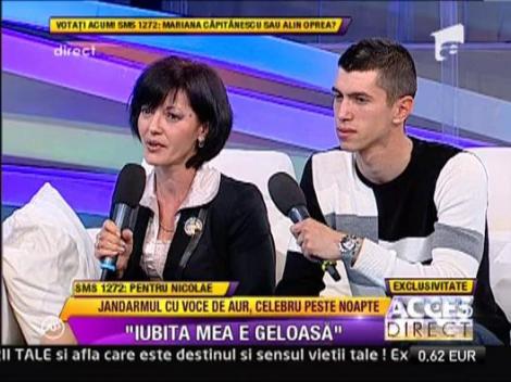 Jandarmul fenomen, cu mama in platoul Acces Direct: "Eram singurul baiat din corul scolii"