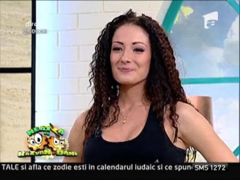 E dotata si adora fotbalul! Gabriela Gavan, candidata sexy pentru postul de vecina la Neatza!