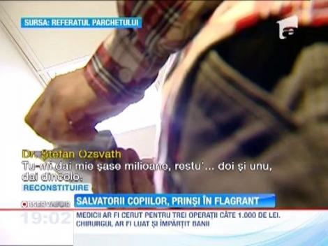 Medic decorat, cercetat pentru luare de mita