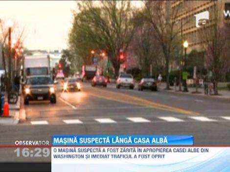 Masina suspecta langa Casa Alba