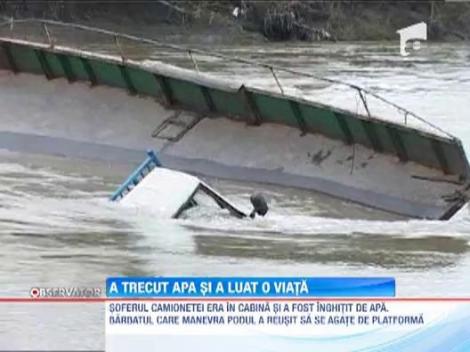 Misiune dificila de salvare pe raul Mures