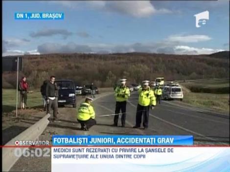 Microbuzul plin cu copiii al echipei de fotbal din Fagaras, implicat intr-un grav accident auto