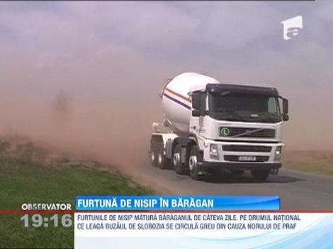 Furtuna de nisip in Baragan