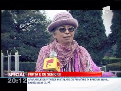 Aparatele de fitness din parcuri, luate cu asalt de pensionari
