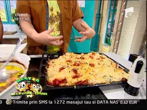 Pulpe de pui cu sos de branzeturi