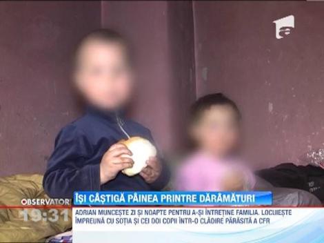 Sute de copii din Petrosani isi castiga painea scormonind printre daramaturi