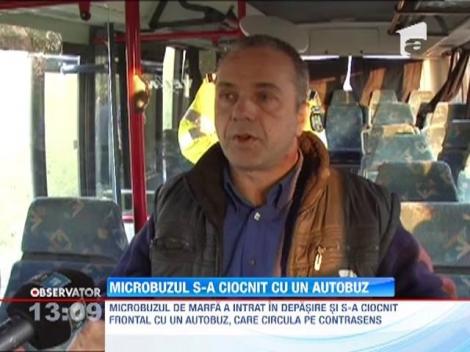 Accident in Dambovita: un microbuz s-a ciocnit cu un autobuz