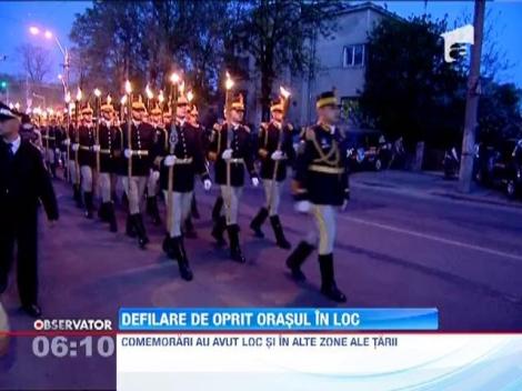 Regimentului 30 Garda "Mihai Viteazul" a oprit in loc, pentru cateva minute, centrul Capitalei