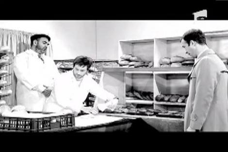 "Merdeneaua", de Dan Mihaescu si Mihai Bendeac