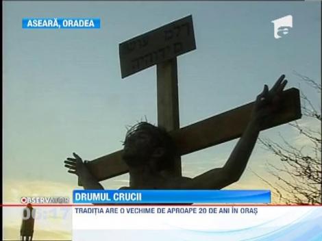 Oradenii au refacut drumul parcurs de Iisus Hristos pe Muntele Golgotei