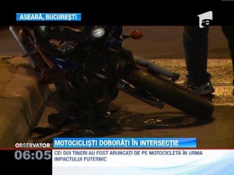 Doi tineri, accidentati pe motocicleta de un sofer grabit