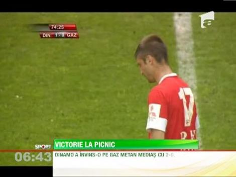 Dinamo - Gaz Maten 2-1/ Alb-rosii continua cursa pentru locul doi