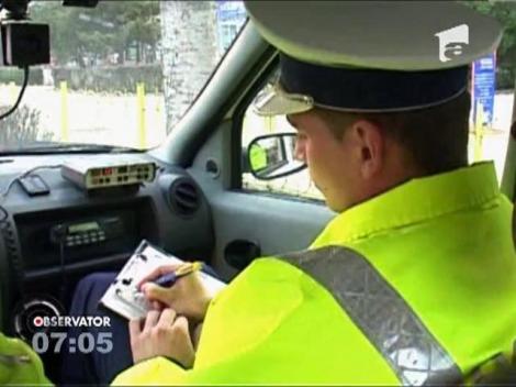 Doi politisti din Buzau au condus, timp de 20 de ani, masinile de interventie FARA PERMIS AUTO!