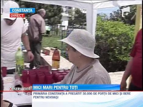 Primaria Constanta a pregatit 30.000 de portii de mici si bere pentru nevoiasi