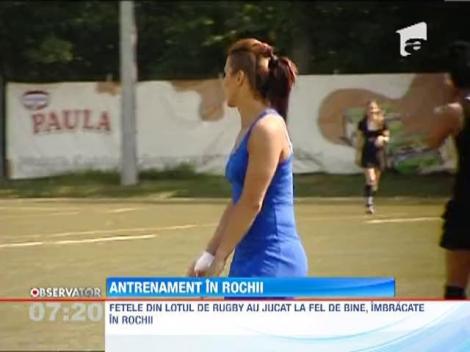 Rugbystele din lotul national au iesit la antrenament in rochii
