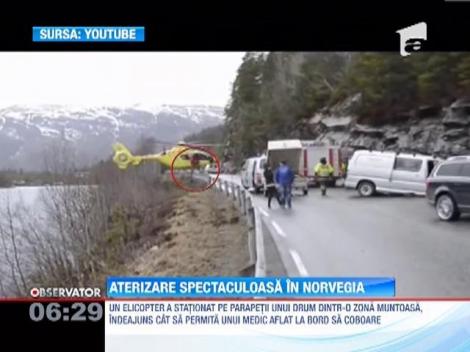 Aterizare spectaculoasa in Norvegia! ! Un elicopter a stationat pe parapetii unui drum dintr-o zona muntoasa