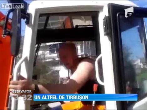 Excavator pe post de tirbuson!