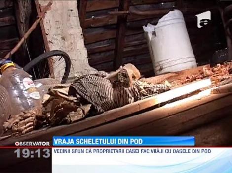 A trait 4 ani cu scheltul in pod de frica vrajilor