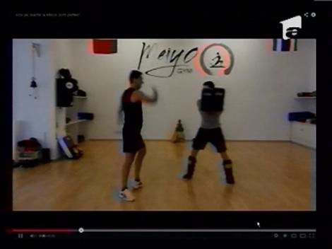 Vezi cum se antreneaza Mircea Badea pentru "Miscarea contra statului"!