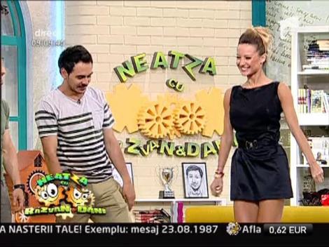 NOUA VECINA de la 'Neatza este...FLAVIA MIHASAN!